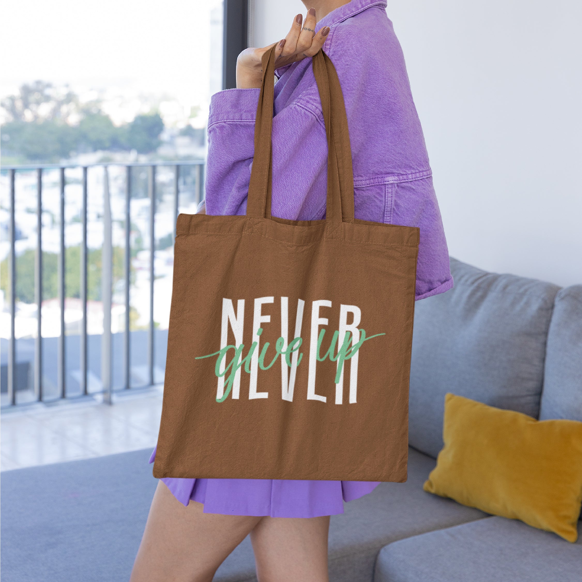 Never Give Up Tote Bag